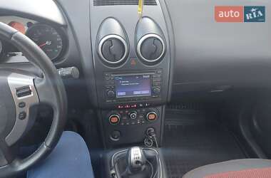 Внедорожник / Кроссовер Nissan Qashqai 2008 в 