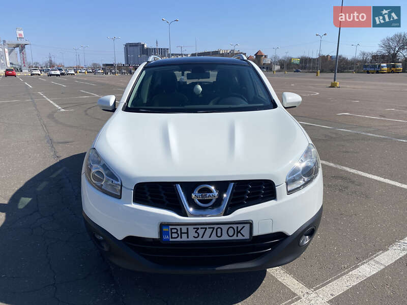 Позашляховик / Кросовер Nissan Qashqai 2011 в Одесі