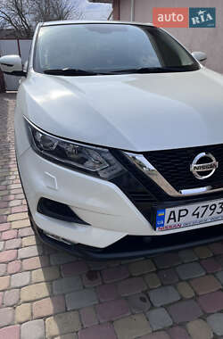 Внедорожник / Кроссовер Nissan Qashqai 2018 в 
