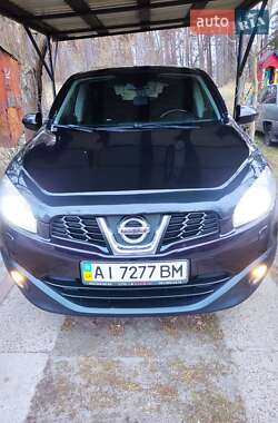 Внедорожник / Кроссовер Nissan Qashqai 2010 в 