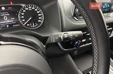 Внедорожник / Кроссовер Nissan Qashqai 2021 в 