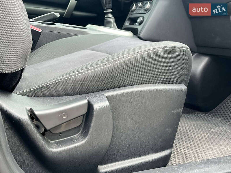 Позашляховик / Кросовер Nissan Qashqai 2012 в Львові