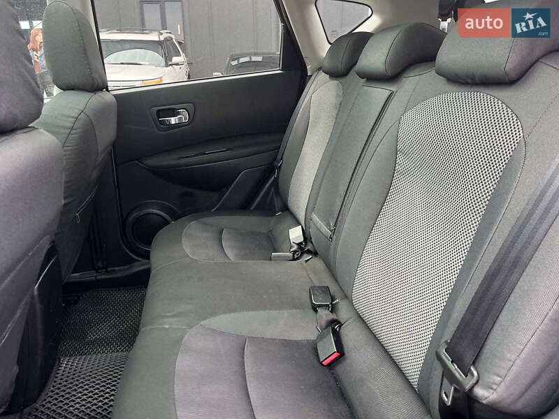 Позашляховик / Кросовер Nissan Qashqai 2012 в Львові