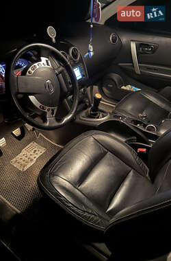 Внедорожник / Кроссовер Nissan Qashqai 2011 в 