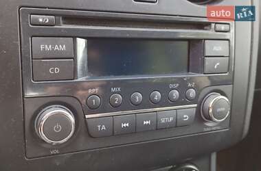Внедорожник / Кроссовер Nissan Qashqai 2013 в 
