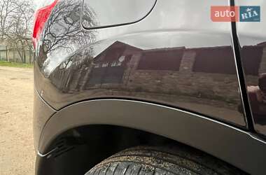 Позашляховик / Кросовер Nissan Qashqai 2012 в 