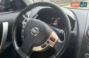 Позашляховик / Кросовер Nissan Qashqai 2012 в 