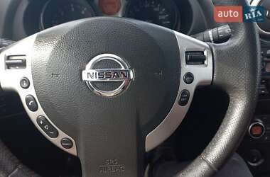 Позашляховик / Кросовер Nissan Qashqai 2007 в 