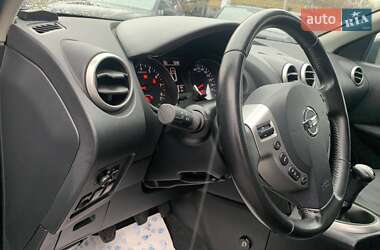 Позашляховик / Кросовер Nissan Qashqai 2010 в 