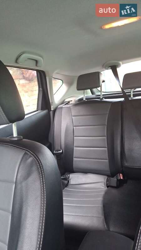 Внедорожник / Кроссовер Nissan Qashqai 2010 в Луцке фото 15 Внедорожник / Кроссовер Nissan Qashqai 2010 в Луцке