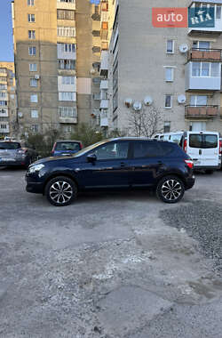 Внедорожник / Кроссовер Nissan Qashqai 2010 в 