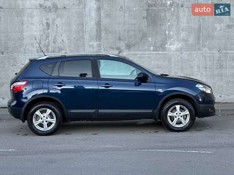 Внедорожник / Кроссовер Nissan Qashqai 2010 в Киеве