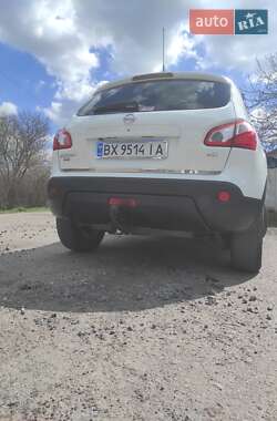 Позашляховик / Кросовер Nissan Qashqai 2012 в 