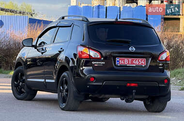 Внедорожник / Кроссовер Nissan Qashqai 2012 в 