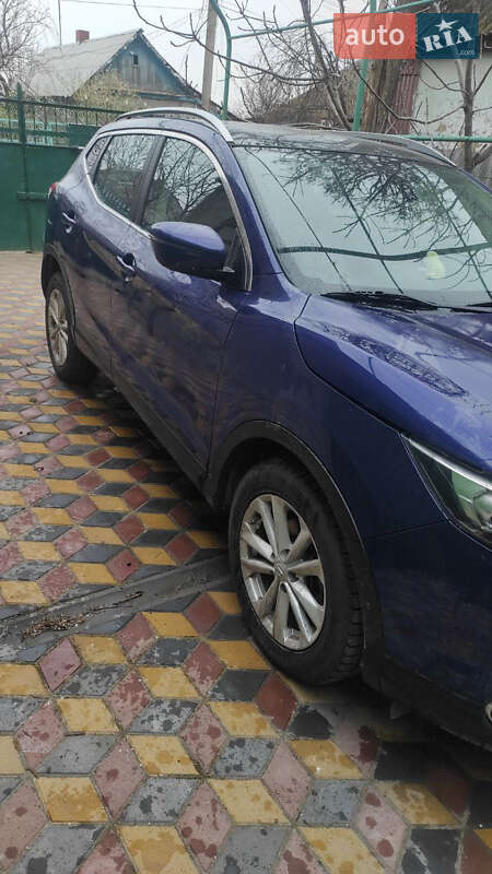 Внедорожник / Кроссовер Nissan Qashqai 2015 в Килии