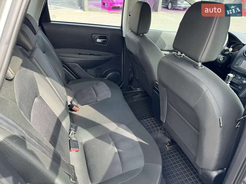 Позашляховик / Кросовер Nissan Qashqai 2012 в Львові
