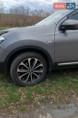 Позашляховик / Кросовер Nissan Qashqai 2011 в 