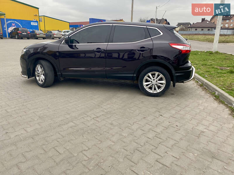 Позашляховик / Кросовер Nissan Qashqai 2015 в Хмельницькому