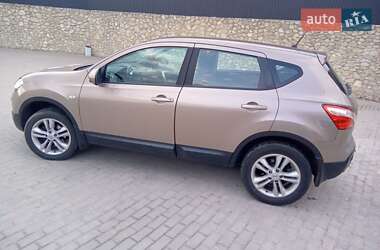 Внедорожник / Кроссовер Nissan Qashqai 2011 в Тернополе