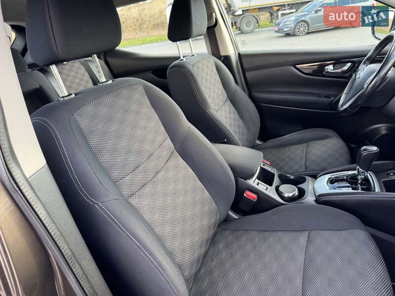 Позашляховик / Кросовер Nissan Qashqai 2014 в Луцьку