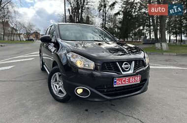 Внедорожник / Кроссовер Nissan Qashqai 2012 в 