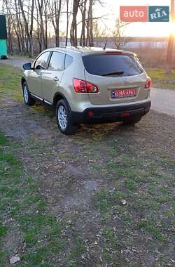 Позашляховик / Кросовер Nissan Qashqai 2007 в 