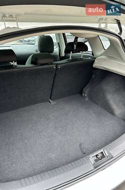 Внедорожник / Кроссовер Nissan Qashqai 2012 в 