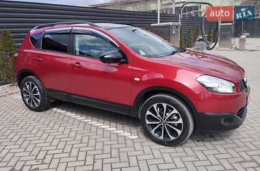 Внедорожник / Кроссовер Nissan Qashqai 2013 в 