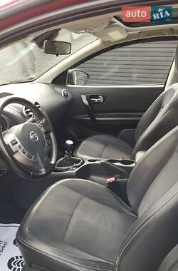 Внедорожник / Кроссовер Nissan Qashqai 2013 в 