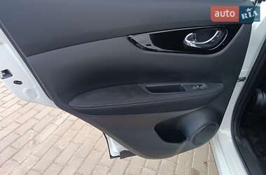 Внедорожник / Кроссовер Nissan Qashqai 2018 в 