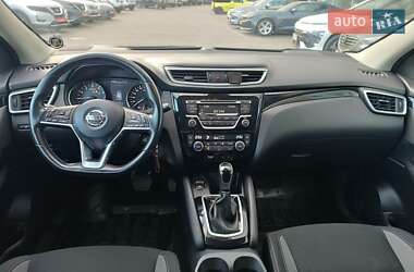 Внедорожник / Кроссовер Nissan Qashqai 2018 в 