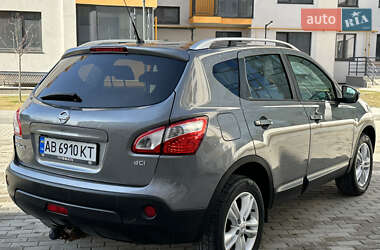 Позашляховик / Кросовер Nissan Qashqai 2011 в 