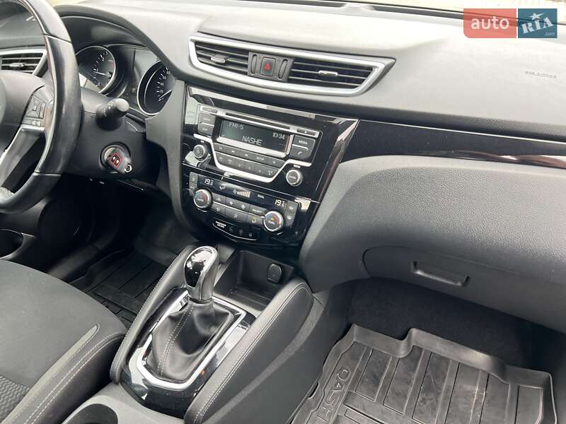 Позашляховик / Кросовер Nissan Qashqai 2020 в Києві