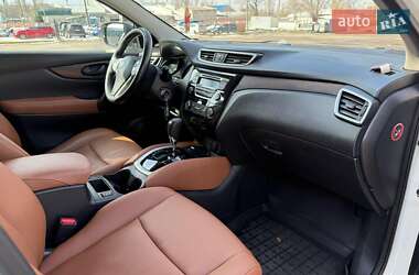 Внедорожник / Кроссовер Nissan Qashqai 2016 в 