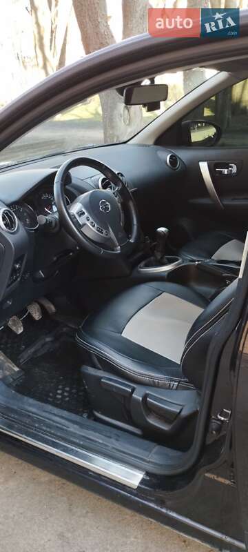 Внедорожник / Кроссовер Nissan Qashqai 2012 в Староконстантинове