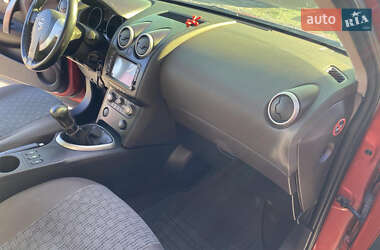 Внедорожник / Кроссовер Nissan Qashqai 2007 в 