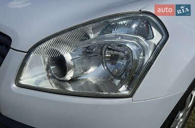 Внедорожник / Кроссовер Nissan Qashqai 2008 в 