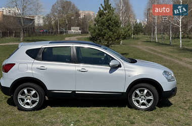 Внедорожник / Кроссовер Nissan Qashqai 2008 в 
