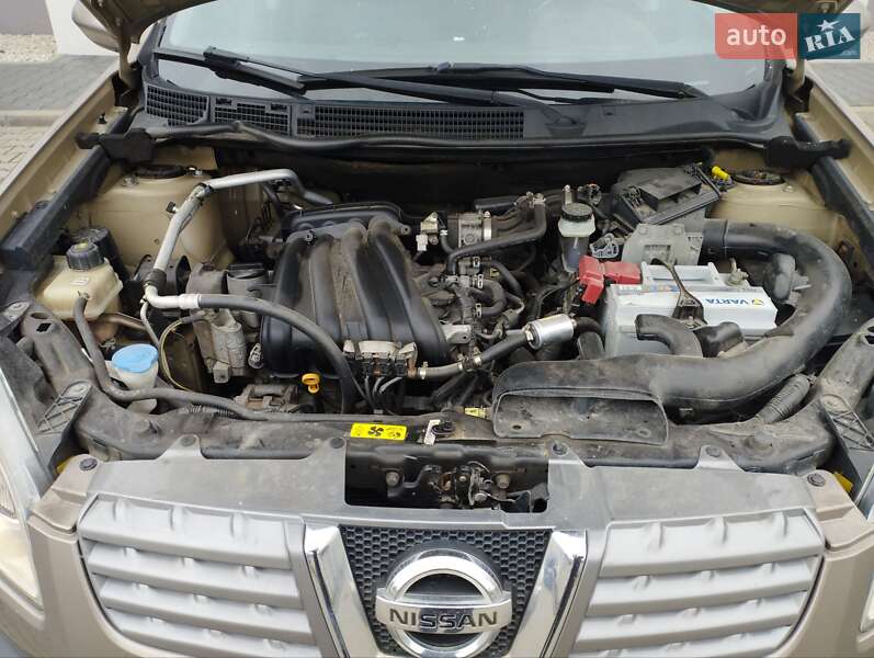 Внедорожник / Кроссовер Nissan Qashqai 2010 в Харькове