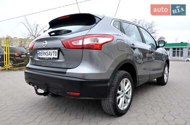 Внедорожник / Кроссовер Nissan Qashqai 2014 в 
