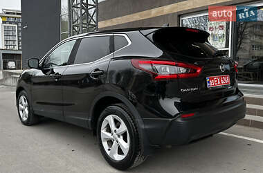 Позашляховик / Кросовер Nissan Qashqai 2018 в 