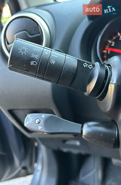 Позашляховик / Кросовер Nissan Qashqai 2010 в 