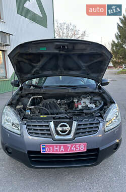 Позашляховик / Кросовер Nissan Qashqai 2010 в 