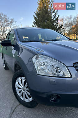 Позашляховик / Кросовер Nissan Qashqai 2010 в 