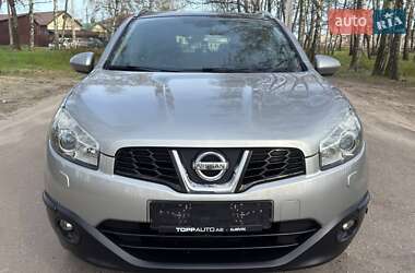 Внедорожник / Кроссовер Nissan Qashqai 2011 в 