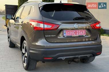 Внедорожник / Кроссовер Nissan Qashqai 2016 в 