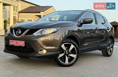 Внедорожник / Кроссовер Nissan Qashqai 2016 в 