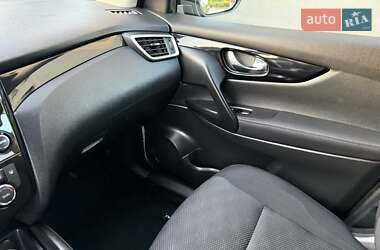 Внедорожник / Кроссовер Nissan Qashqai 2016 в 