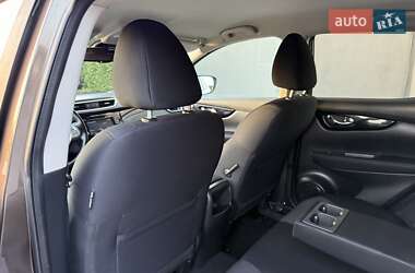 Внедорожник / Кроссовер Nissan Qashqai 2016 в 