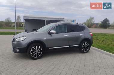 Позашляховик / Кросовер Nissan Qashqai 2011 в 